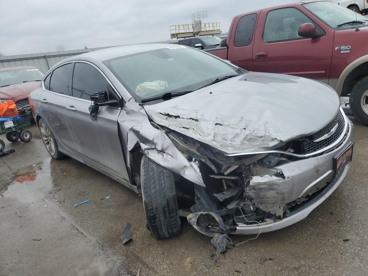 2015 Chrysler 200 - Image 4