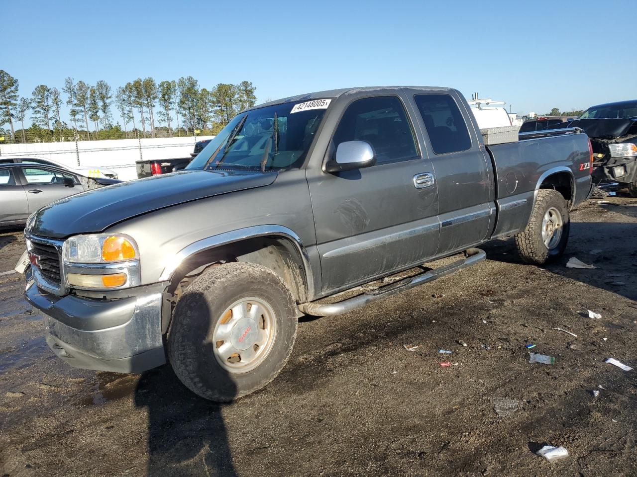 2002 GMC Sierra - Image 1