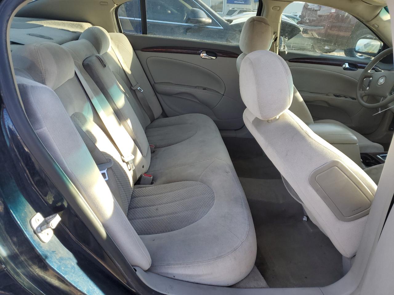 2007 Buick Lucerne - Image 10