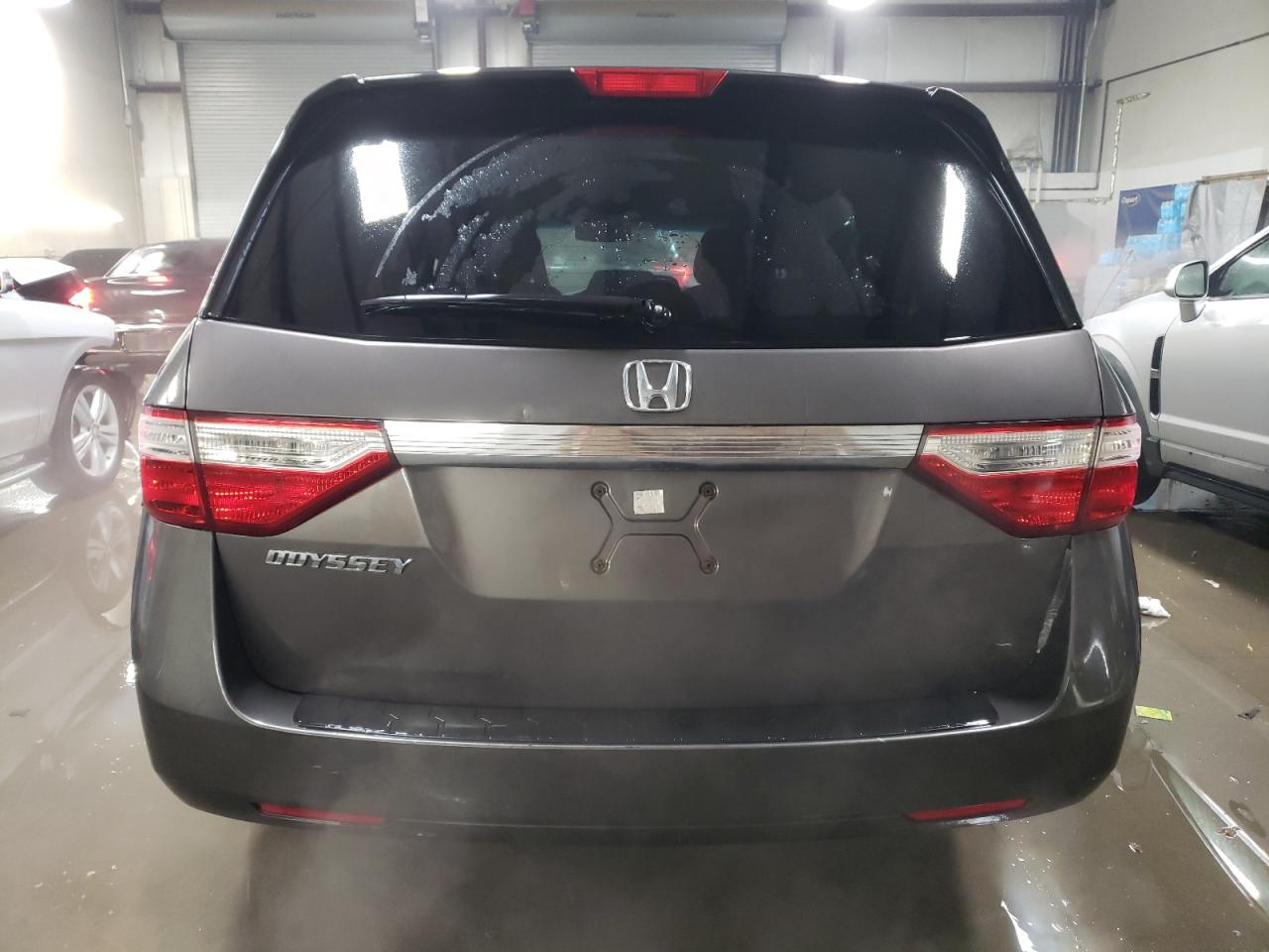 2012 Honda Odyssey - Image 6