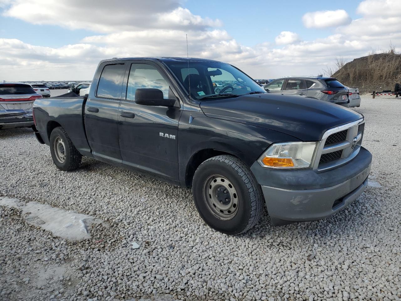 2010 Dodge RAM - Image 4