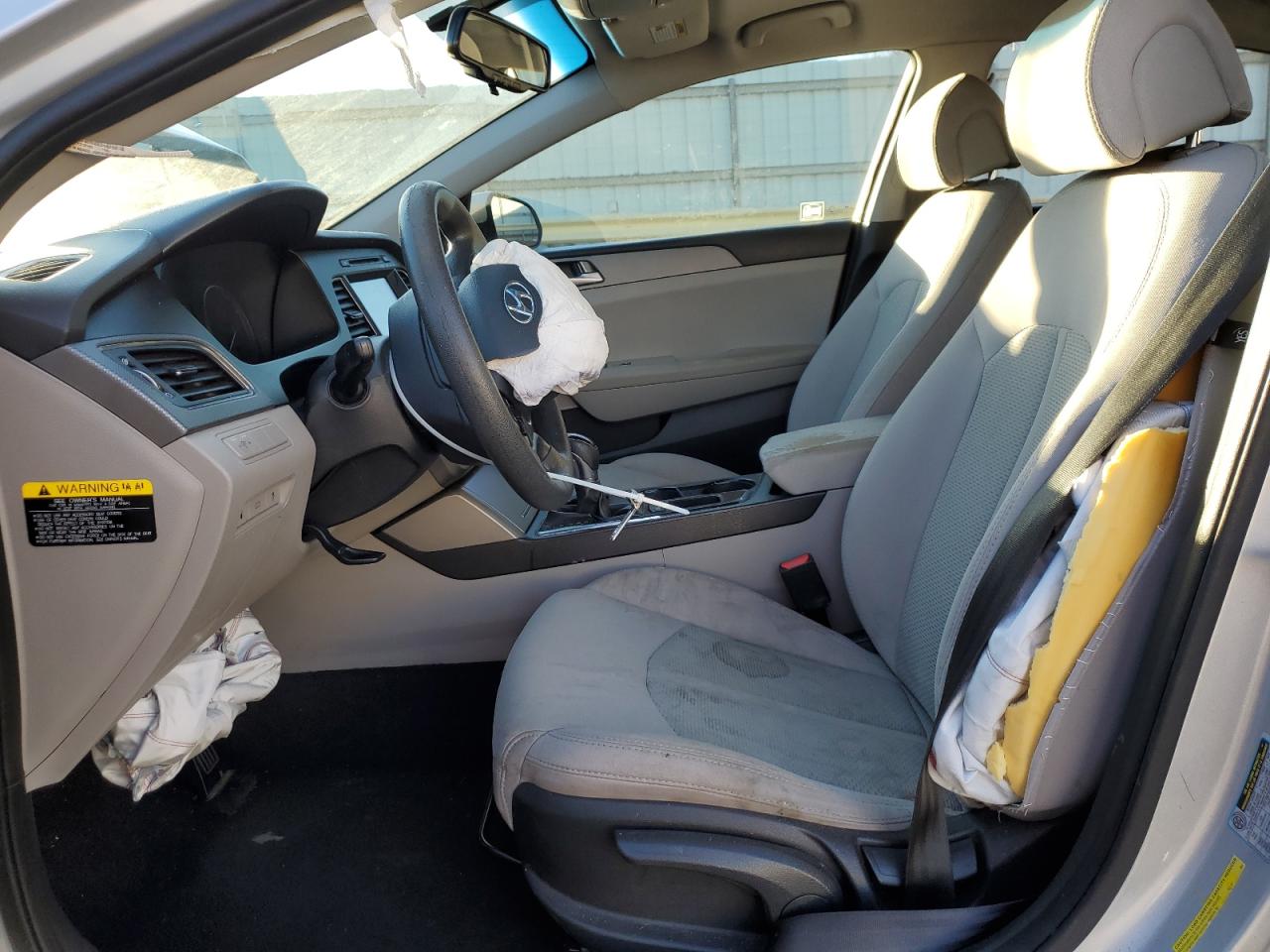 2016 Hyundai Sonata - Image 7
