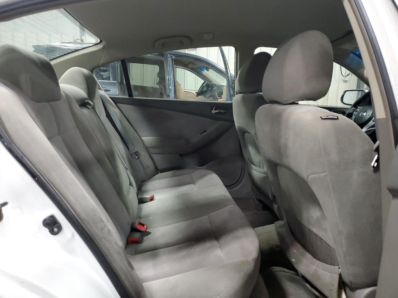 2009 Nissan Altima - Image 10