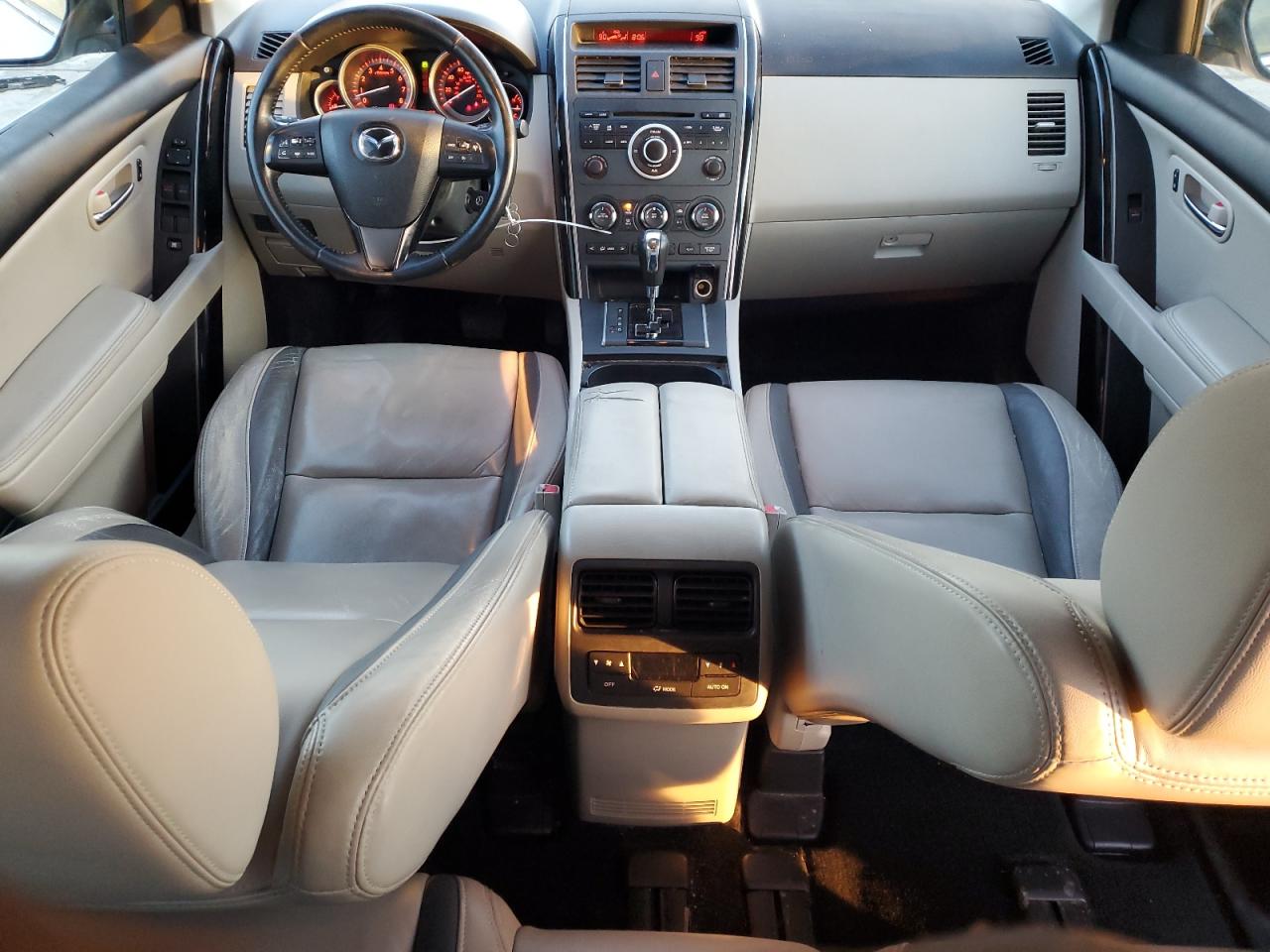 2012 Mazda CX-9 - Image 8
