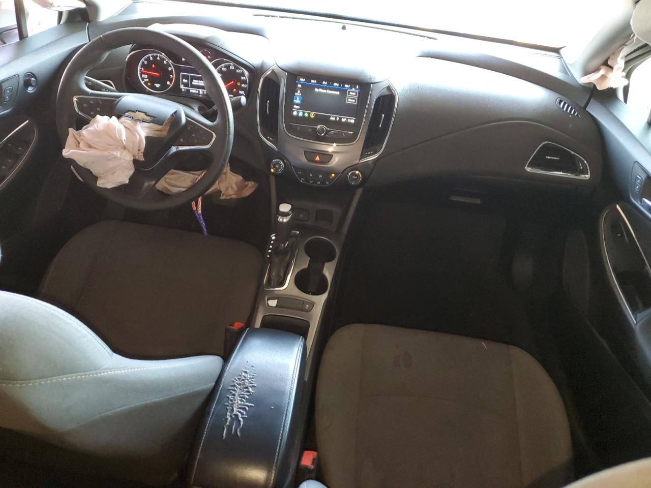 2019 Chevrolet Cruze - Image 8
