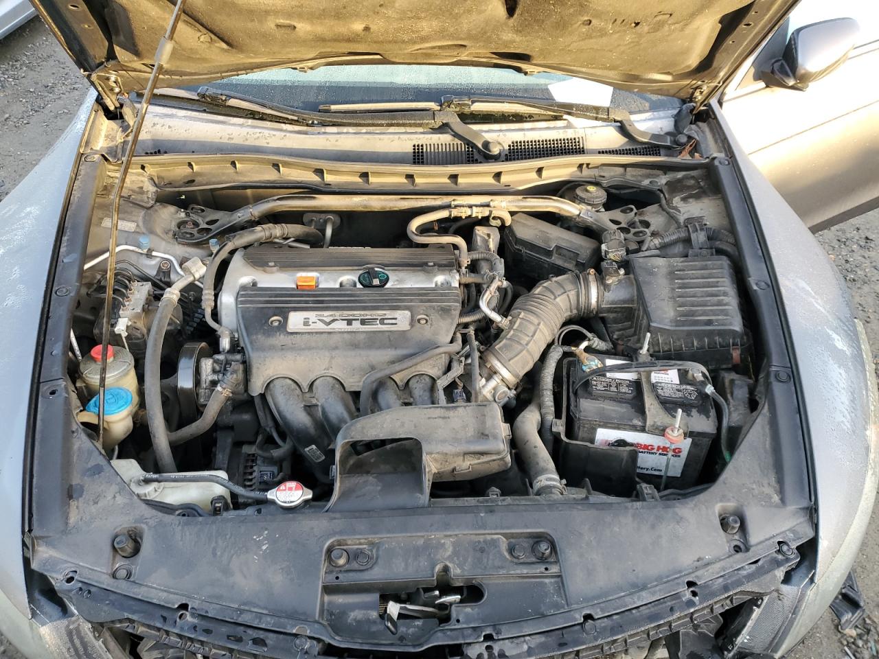 2009 Honda Accord - Image 11