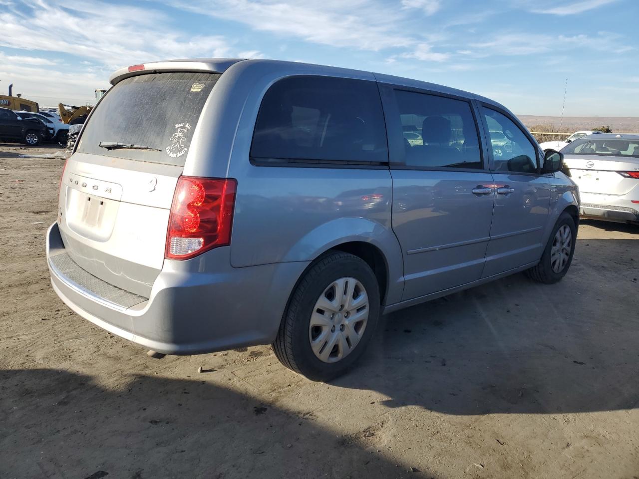 2016 Dodge Caravan - Image 3