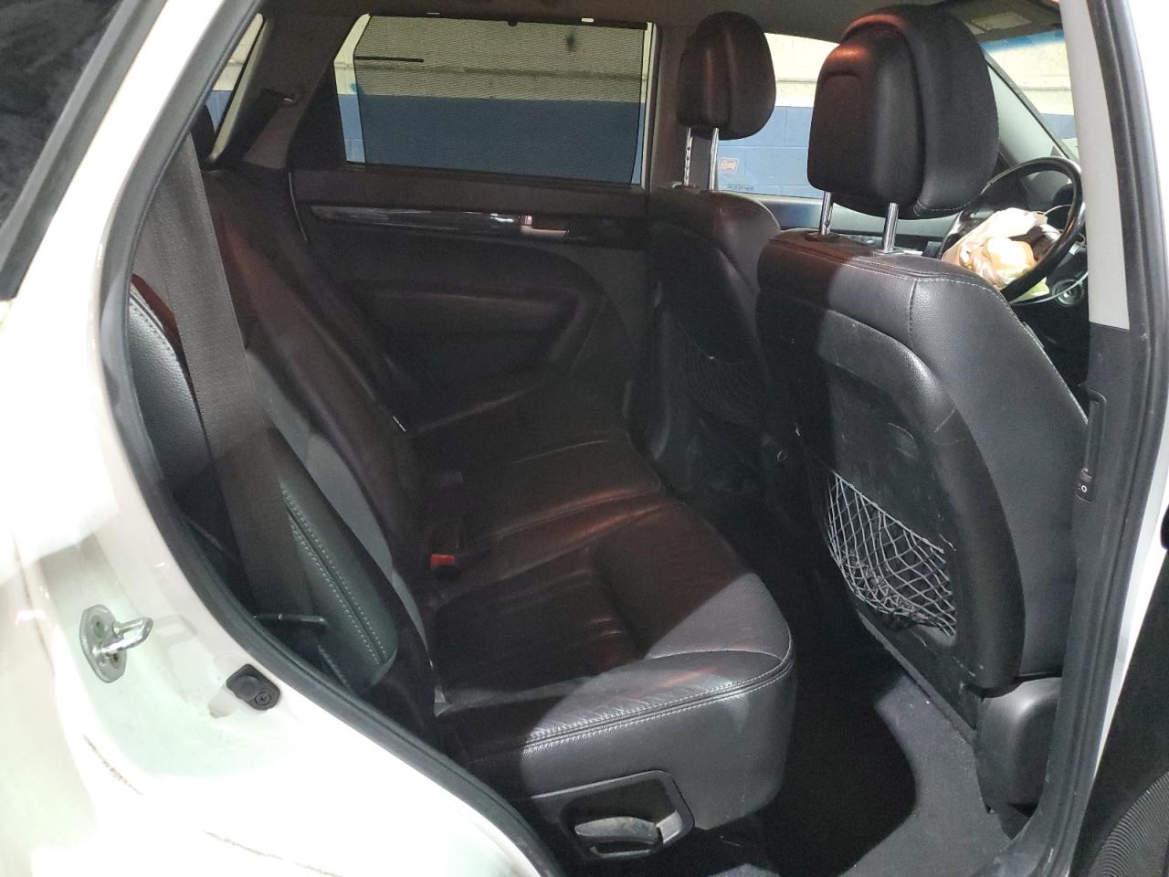 2015 Kia Sorento - Image 11