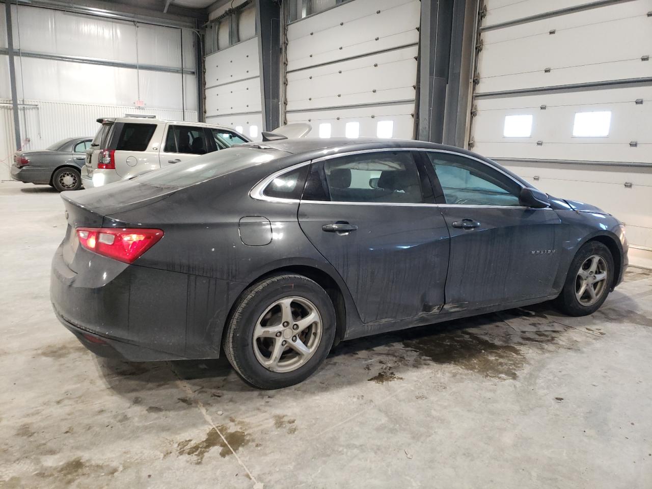 2017 Chevrolet Malibu - Image 3