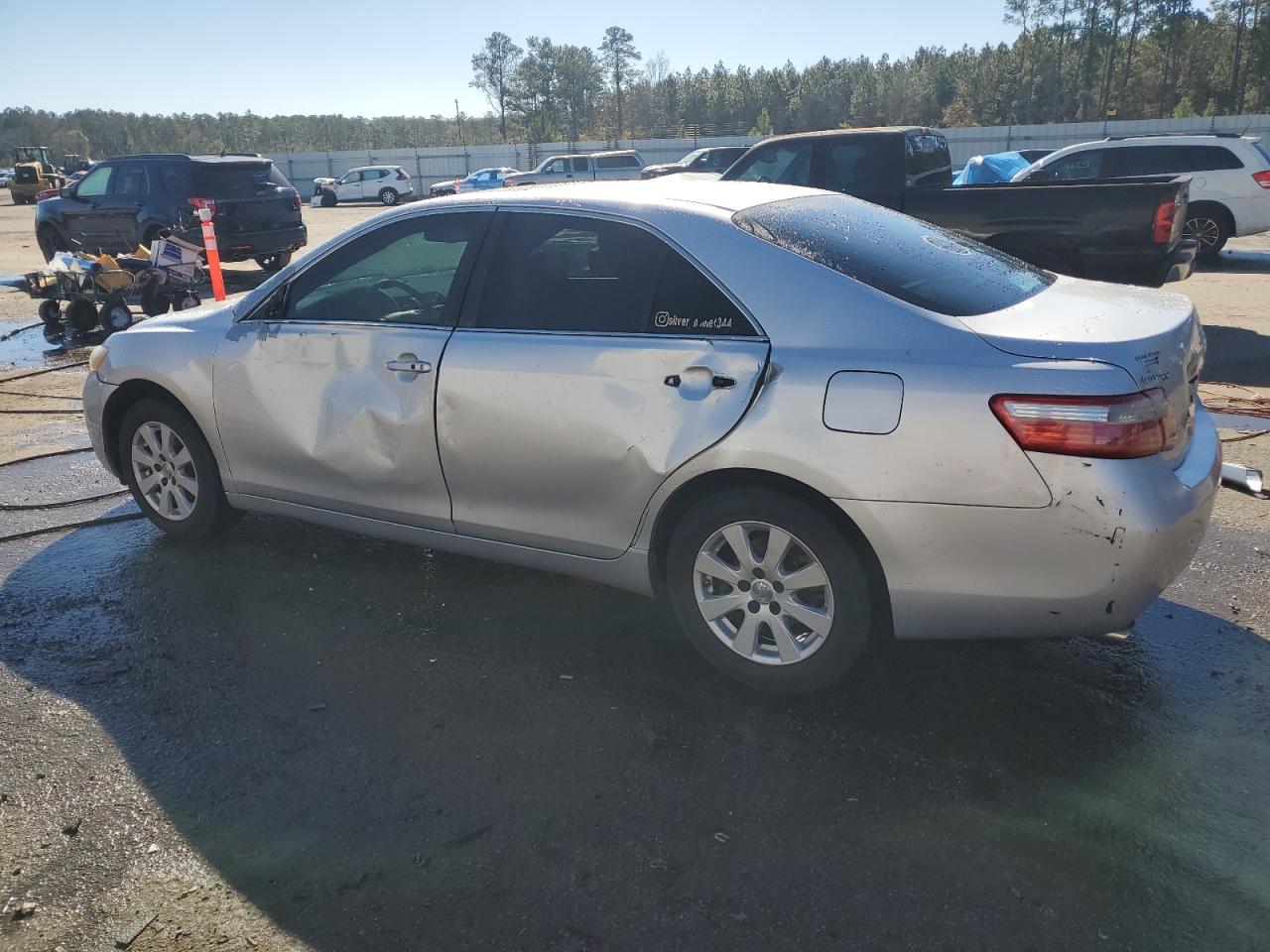 2009 Toyota Camry - Image 2