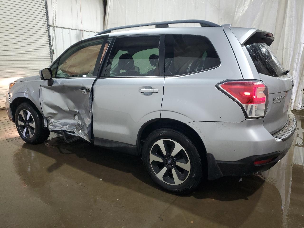 2017 Subaru Forester - Image 2