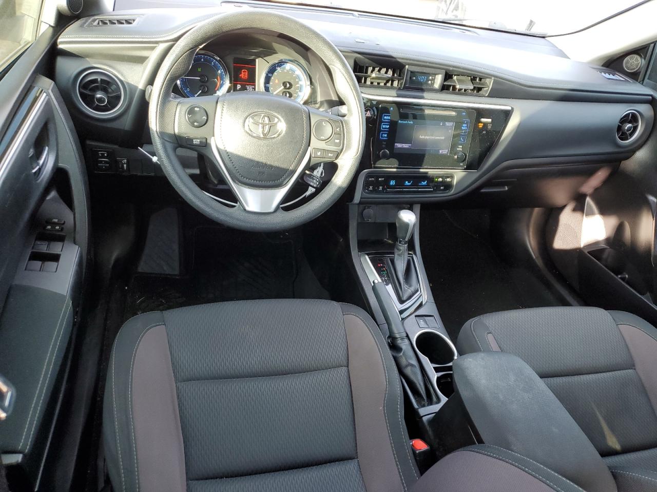 2017 Toyota Corolla - Image 8