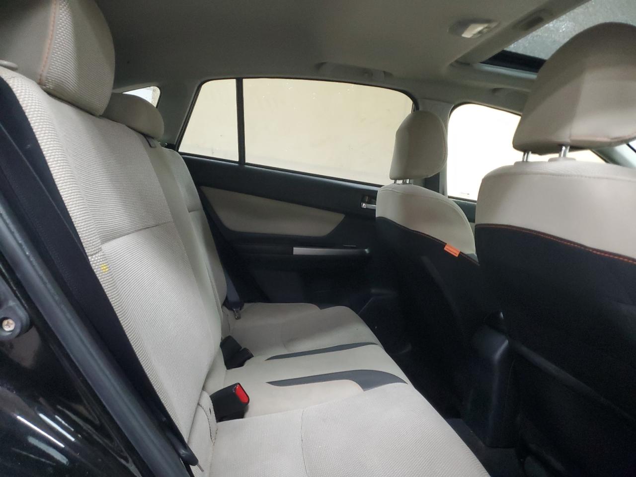 2016 Subaru XV - Image 10