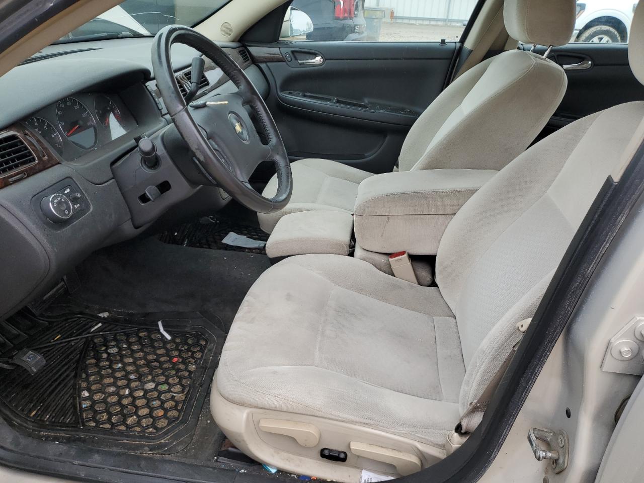 2012 Chevrolet Impala - Image 7