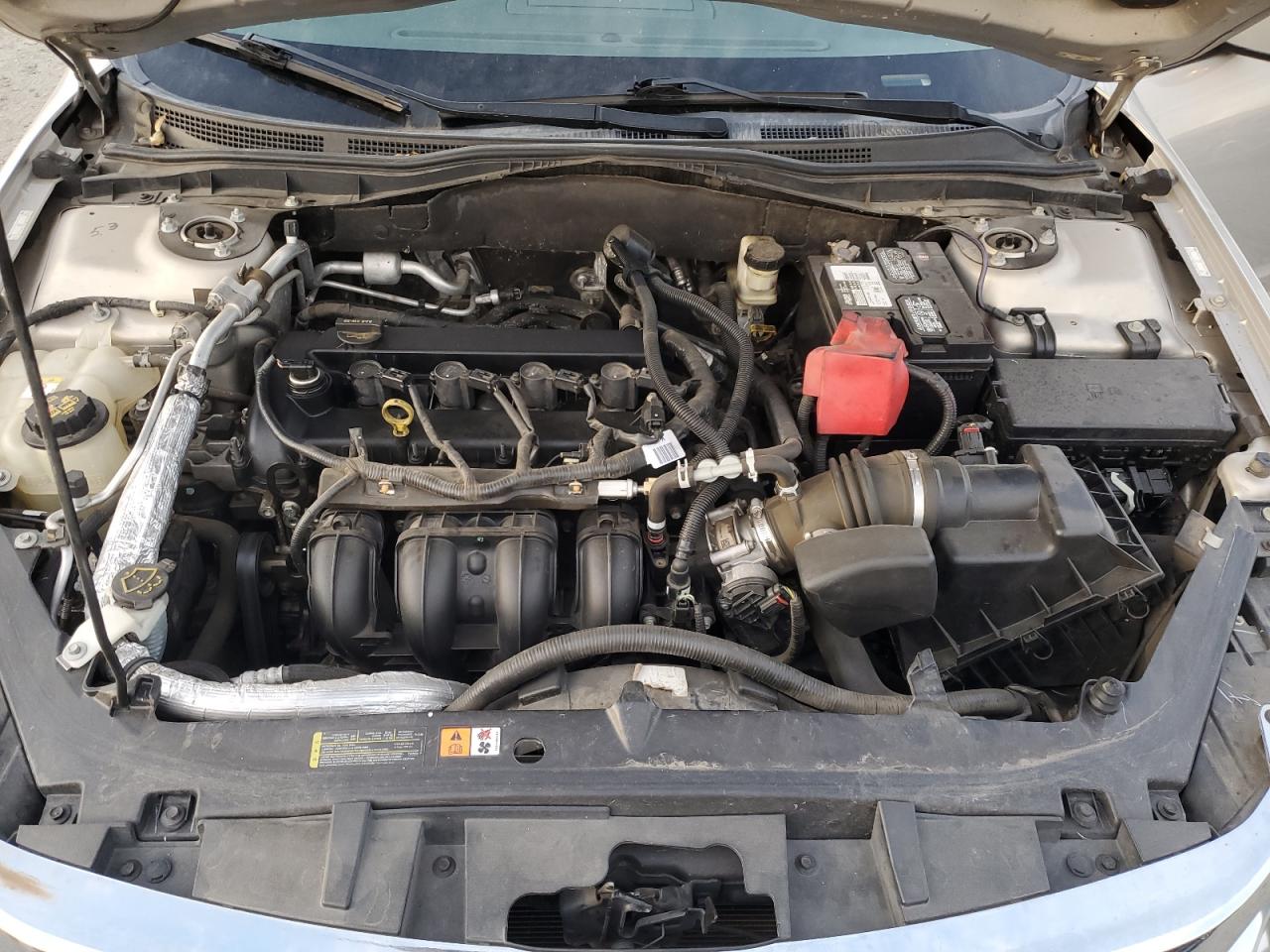 2010 Ford Fusion - Image 11