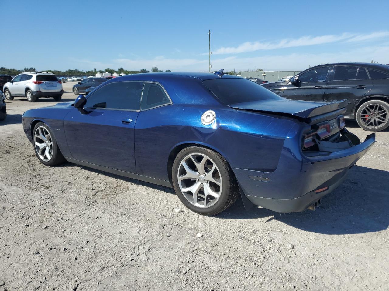 2016 Dodge Challenger - Image 2