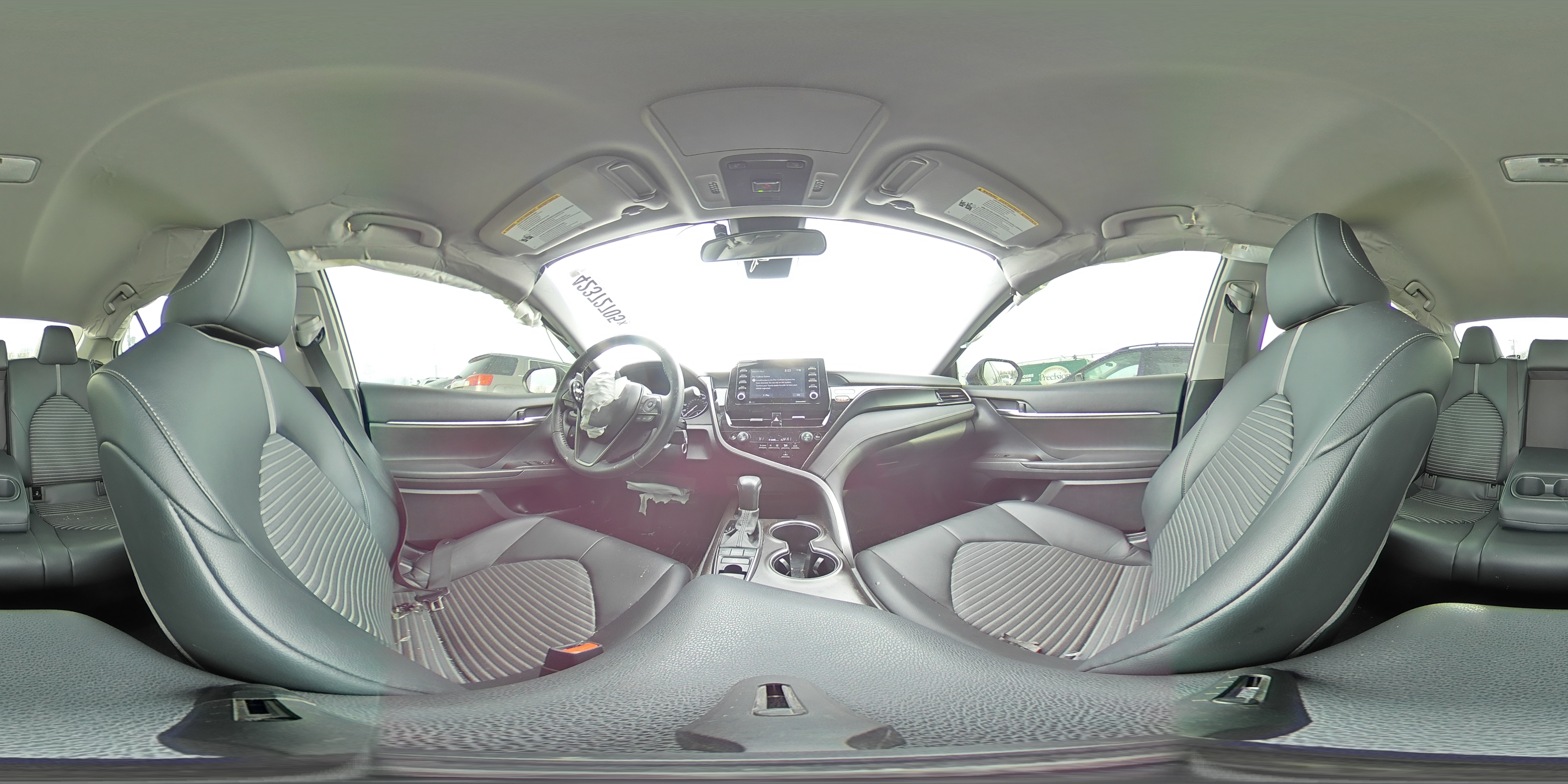 2022 Toyota Camry - Image 12