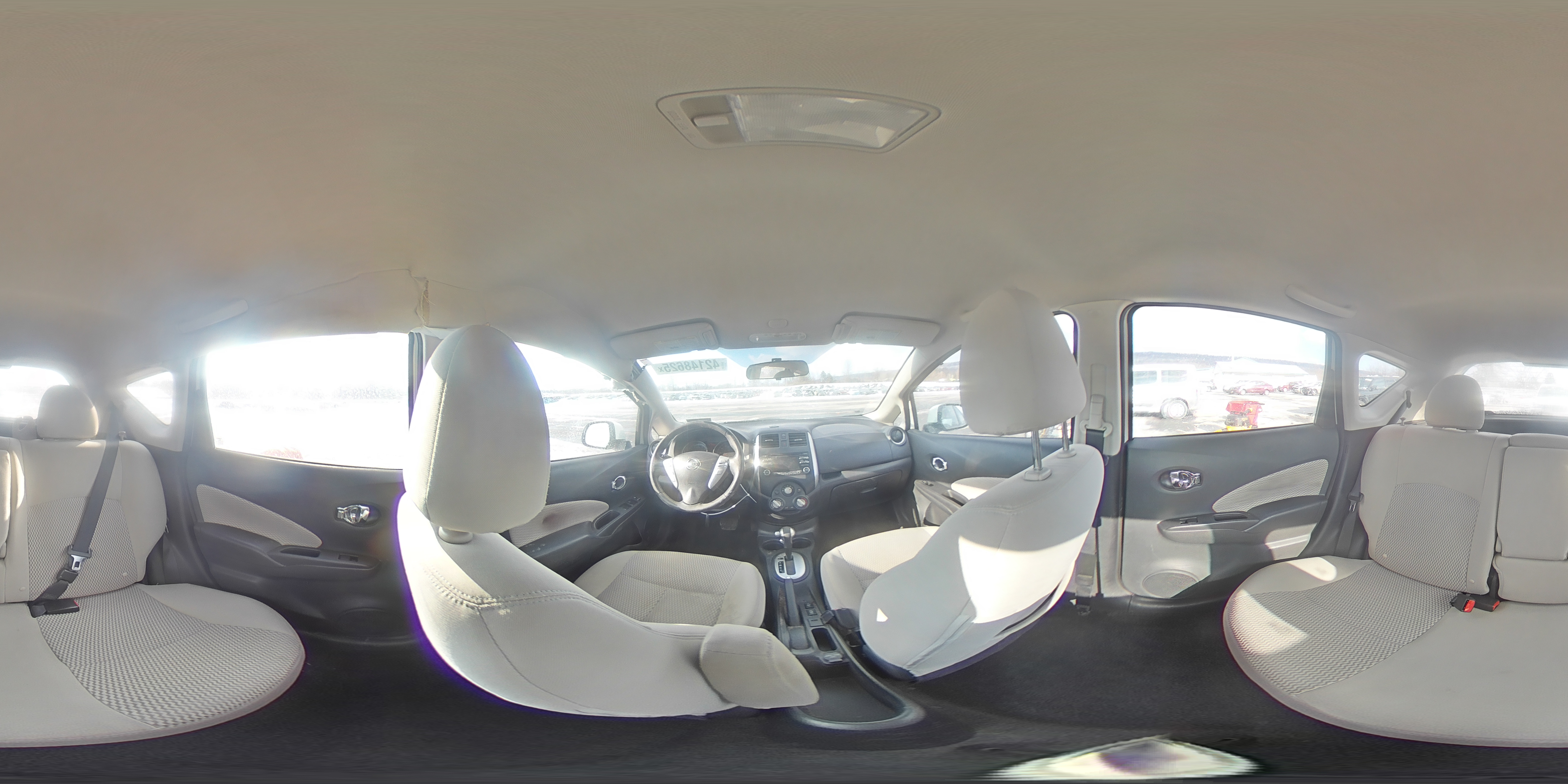 2014 Nissan Versa - Image 13