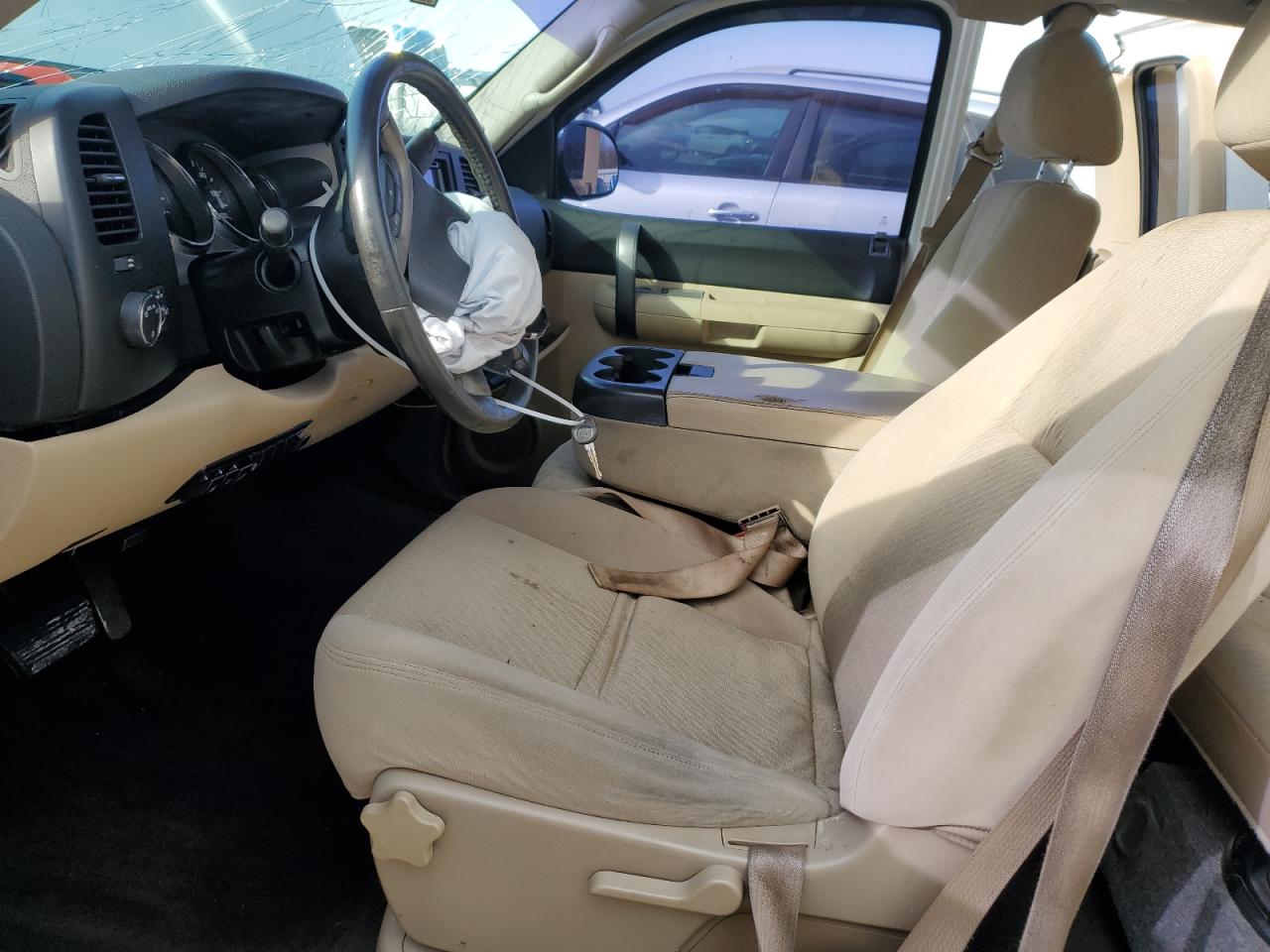 2009 Chevrolet Silverado - Image 7