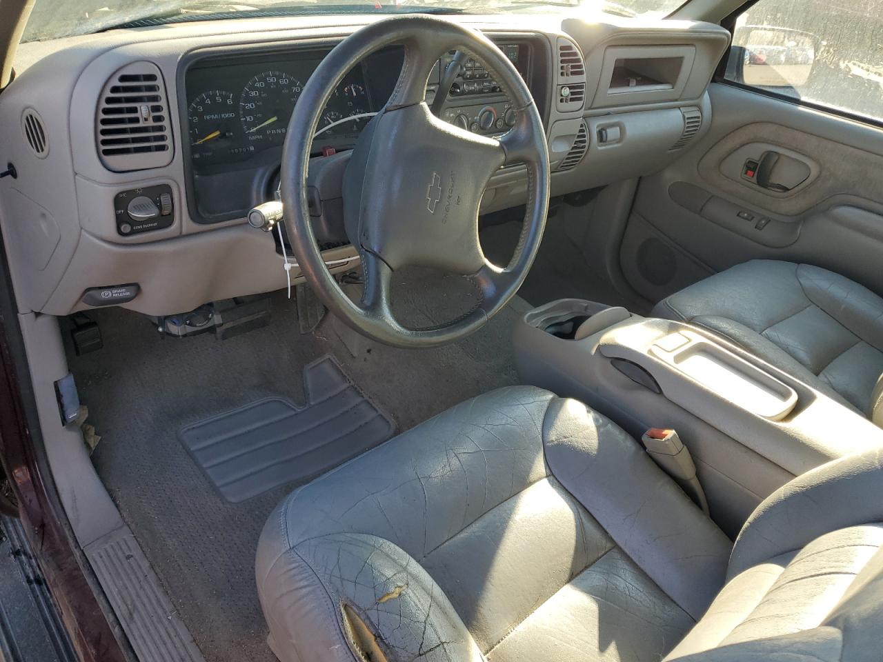 1997 Chevrolet GMT-400 - Image 8