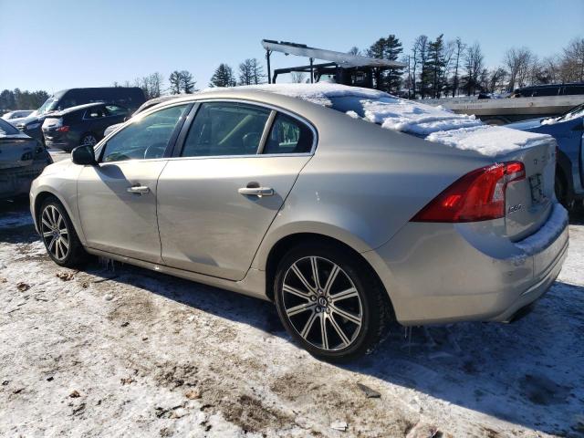  VOLVO S60 2017 Кремовий