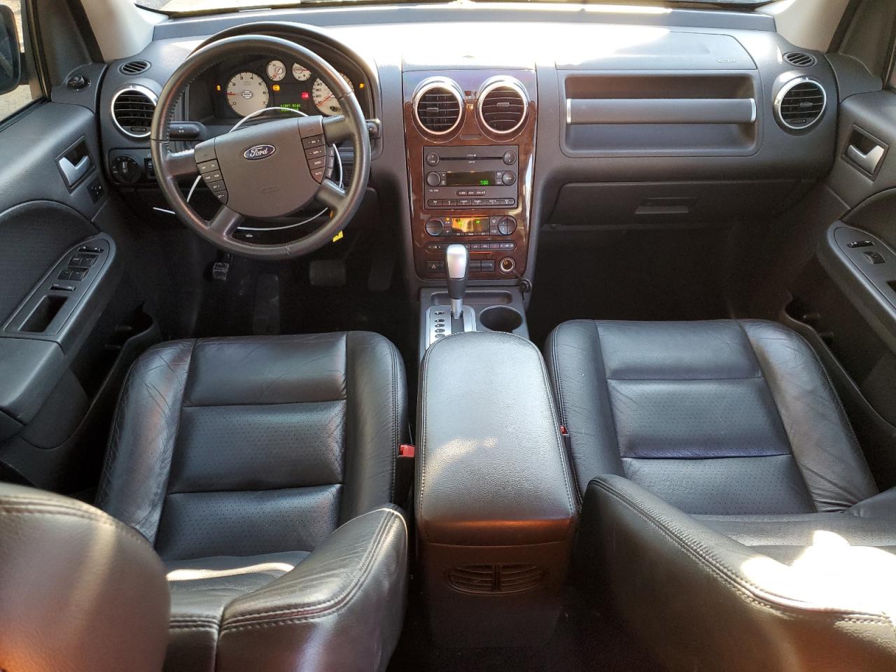 2005 Ford Freestyle - Image 8