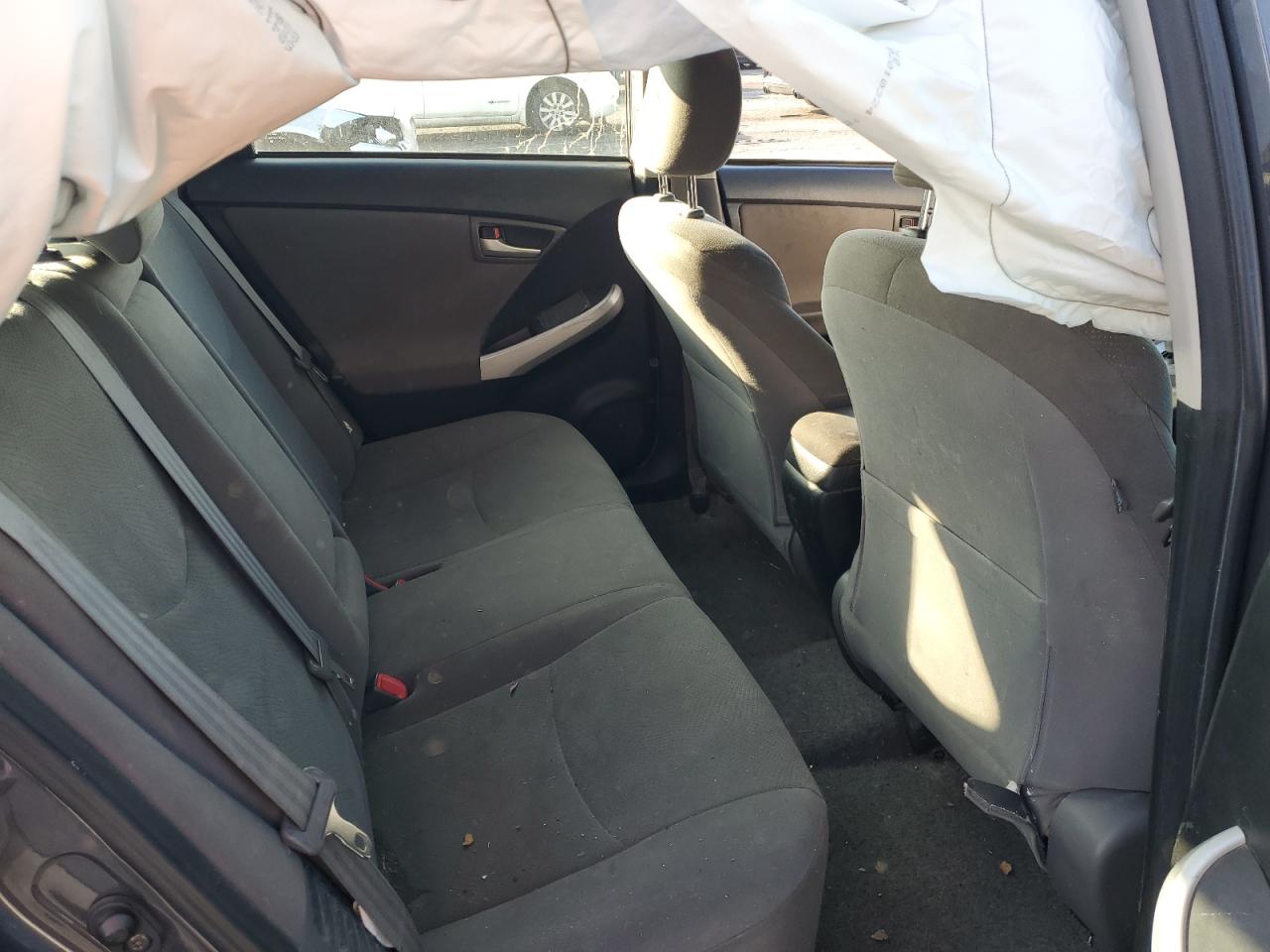 2013 Toyota Prius - Image 10