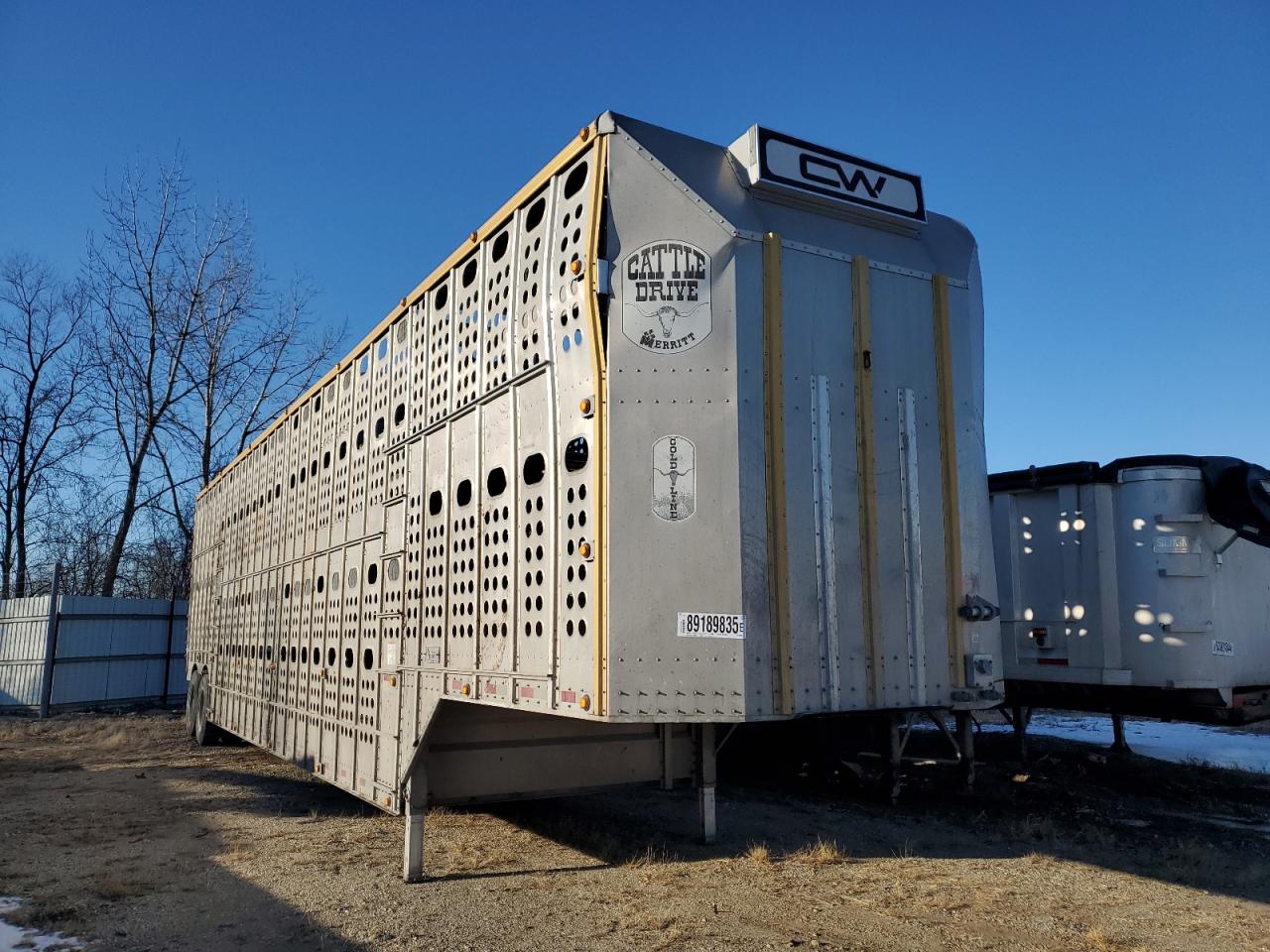 2014 Merritt Livestock Trailer იყიდება Elgin-ში, IL - Rollover