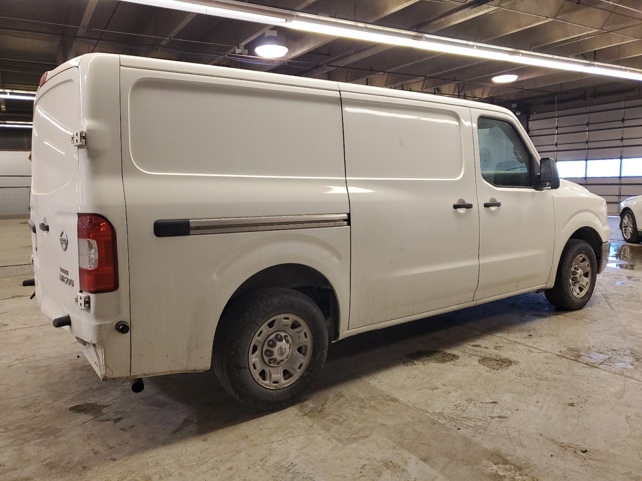 2013 Nissan NV - Image 3