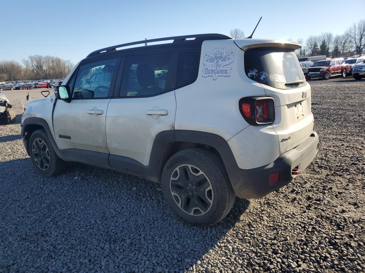 2015 Jeep Renegade - Image 2