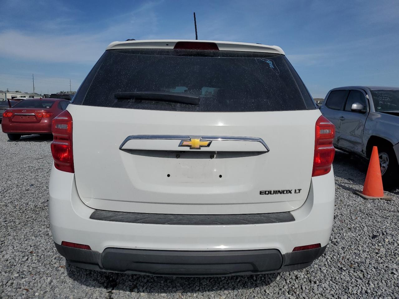 2016 Chevrolet Equinox - Image 6