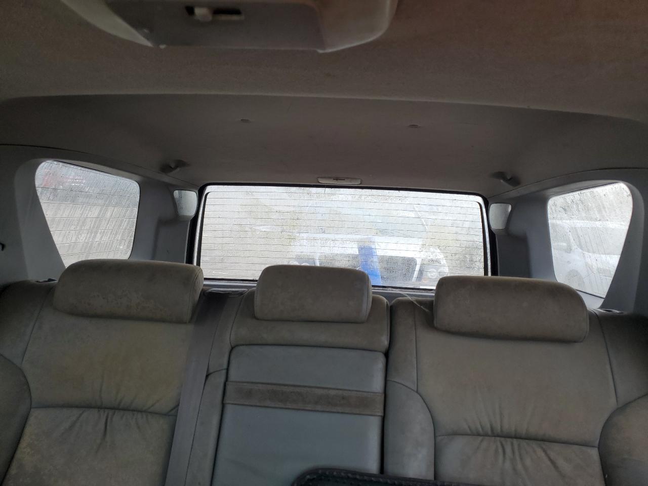 2003 Toyota 4Runner - Image 10