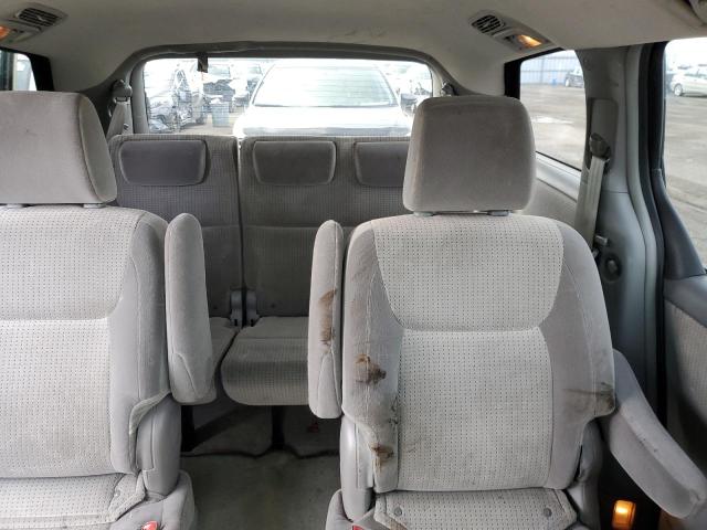 2009 TOYOTA SIENNA CE