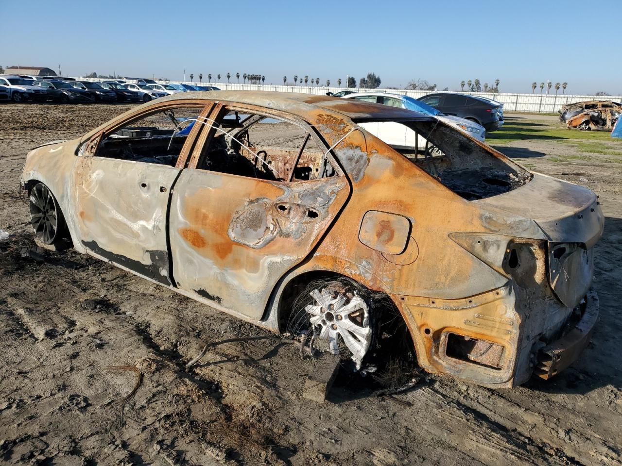5YFBURHE1HP660843 TOYOTA COROLLA 2017