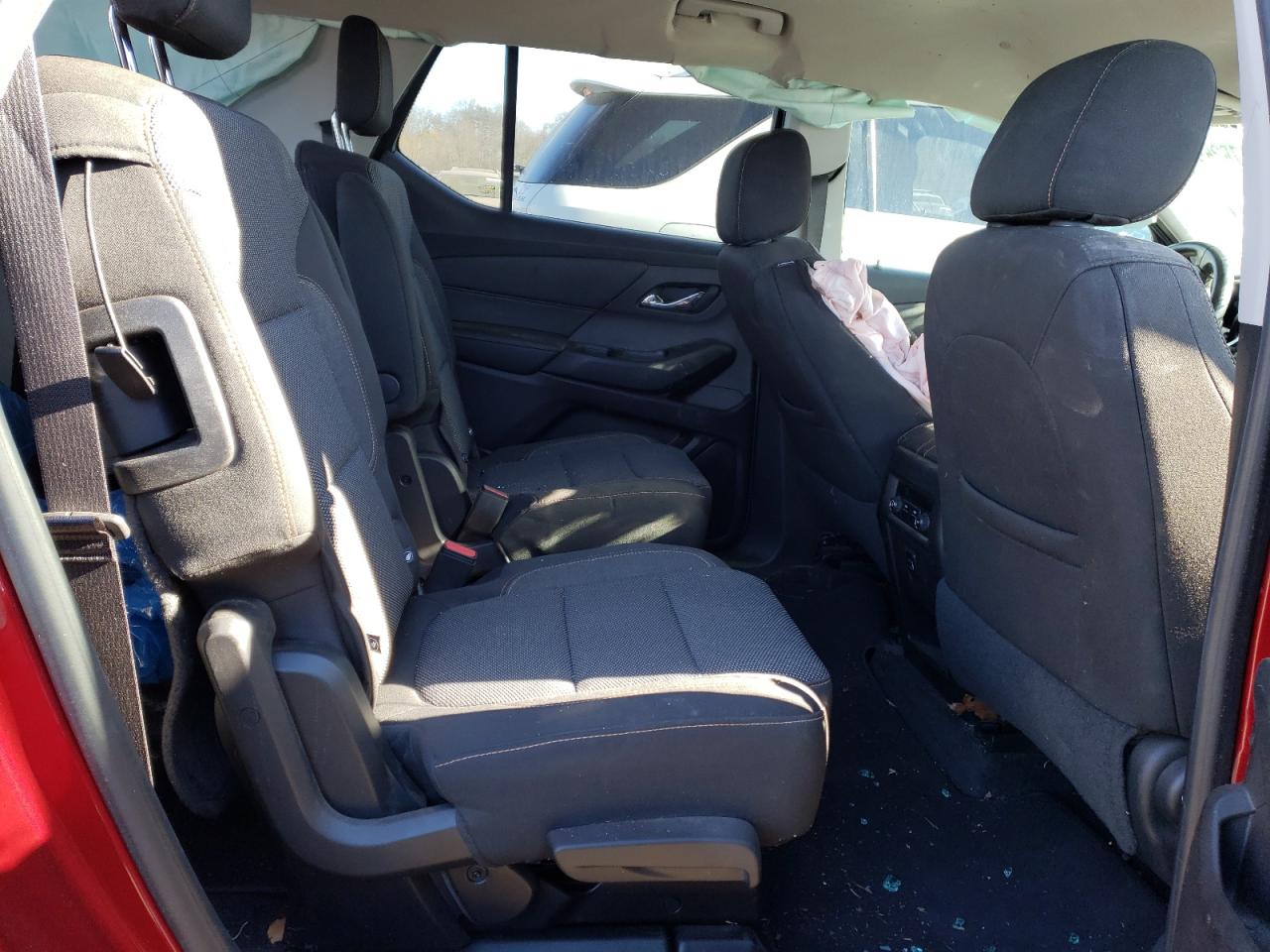 2018 Chevrolet Traverse - Image 11