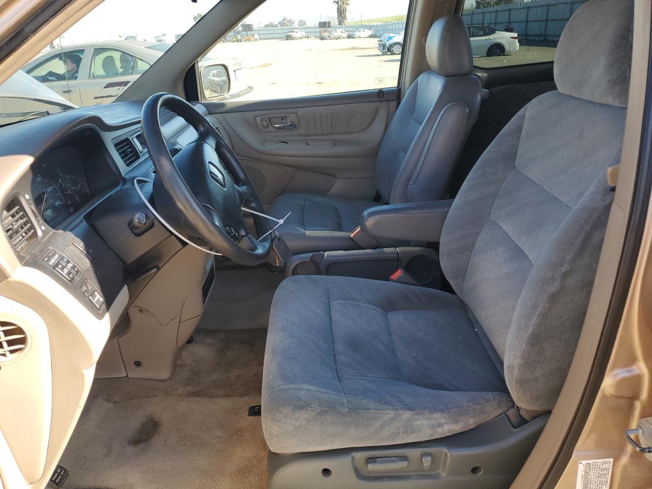 2004 Honda Odyssey - Image 7