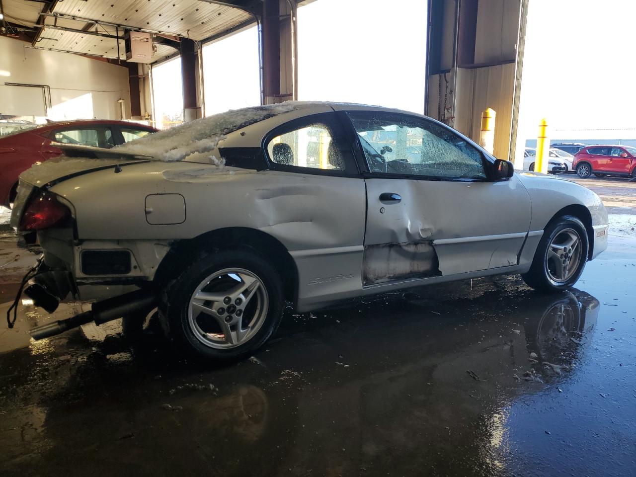 2003 Pontiac Sunfire - Image 3