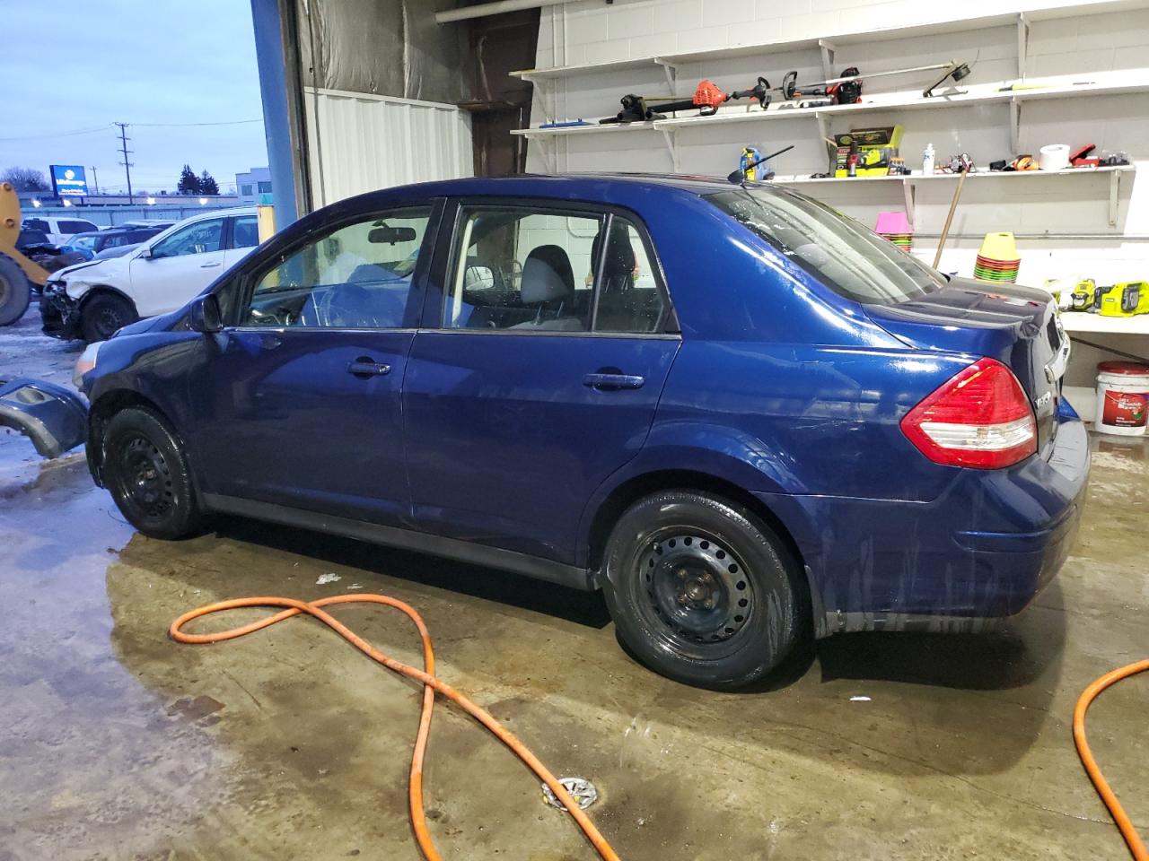 2008 Nissan Versa - Image 2