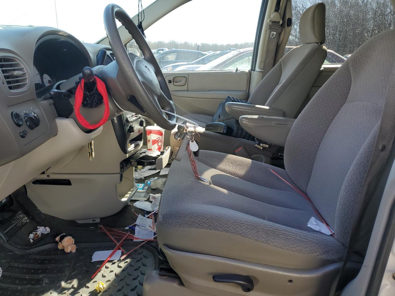 2006 Dodge Caravan - Image 7