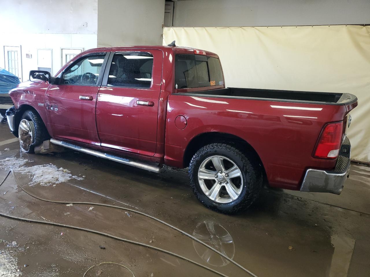 2014 RAM 1500 - Image 2
