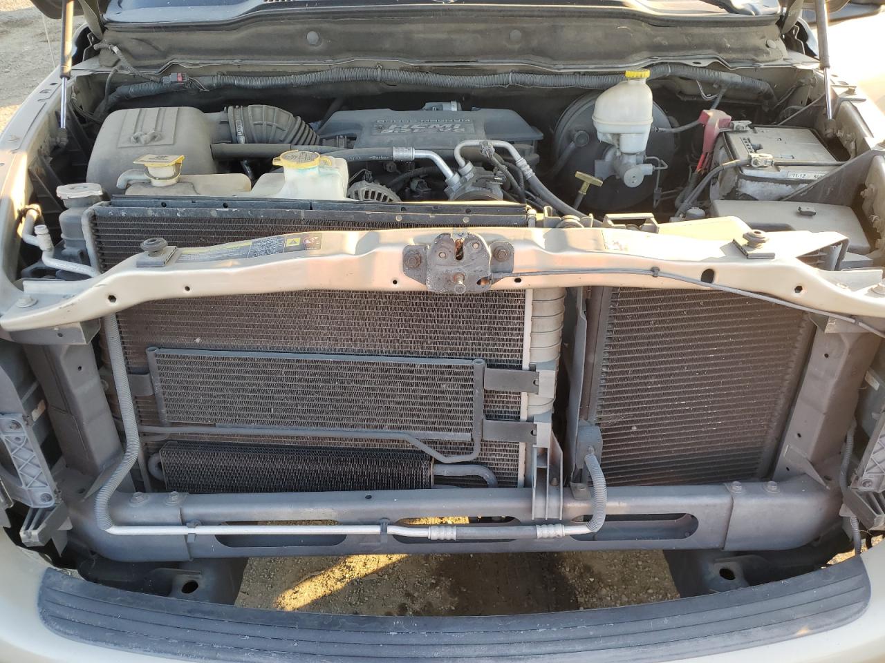 2004 Dodge RAM - Image 11