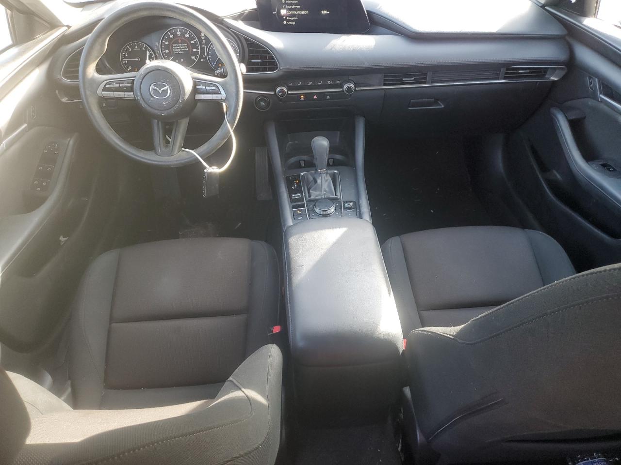 2022 Mazda 3 - Image 8