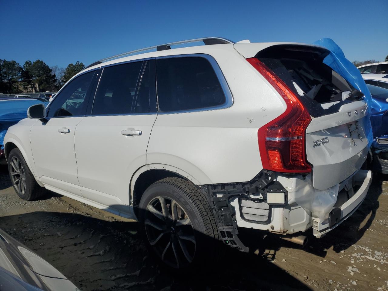 VIN YV4A22PKXJ1201608 2018 VOLVO XC90 no.2