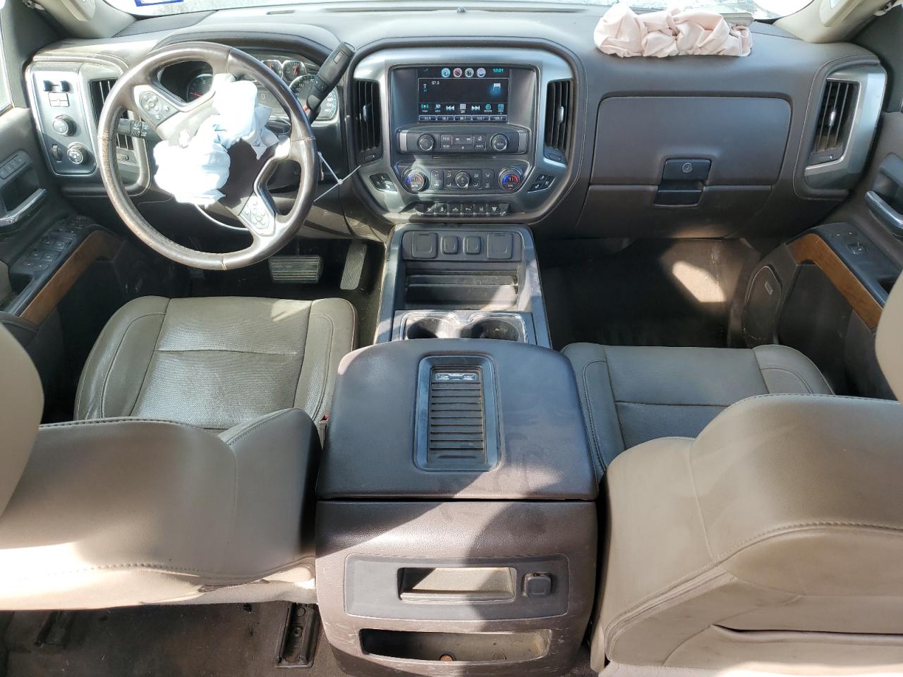 2016 Chevrolet Silverado - Image 8