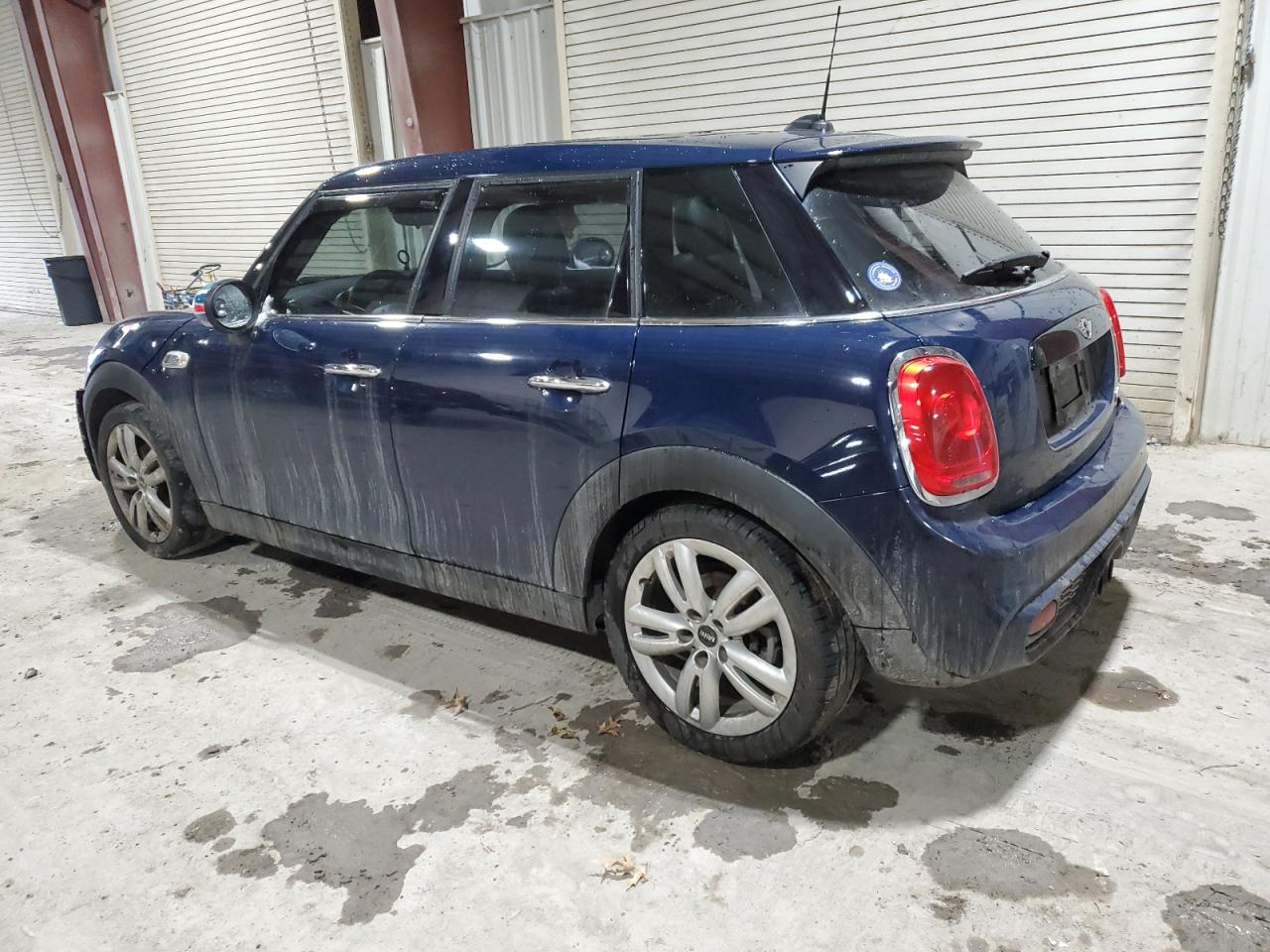 2016 MINI Cooper - Image 2