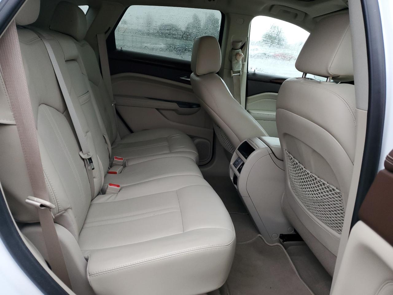 2016 Cadillac SRX - Image 11