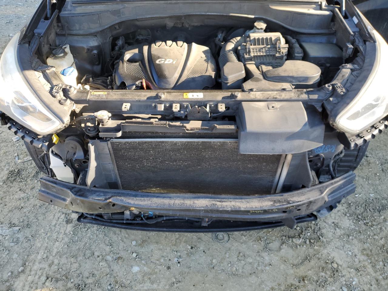 2014 Hyundai Santa Fe - Image 12