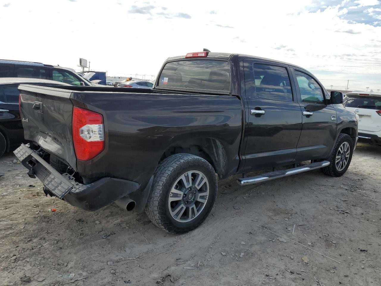 2021 Toyota Tundra - Image 3