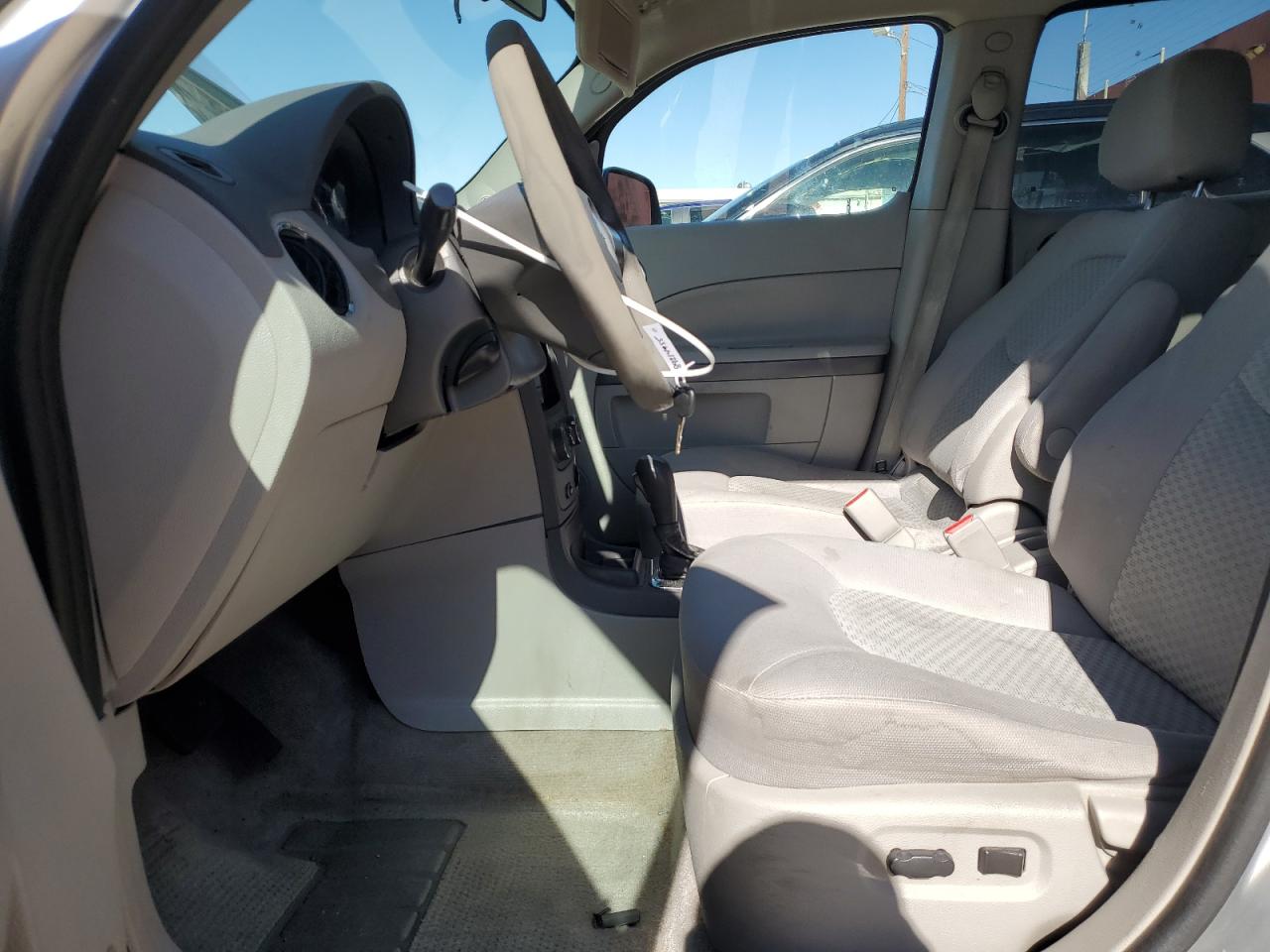 2010 Chevrolet HHR - Image 7