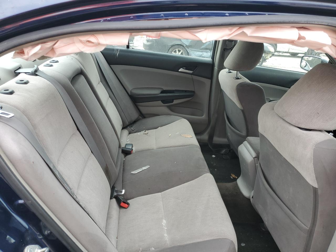 2009 Honda Accord - Image 11